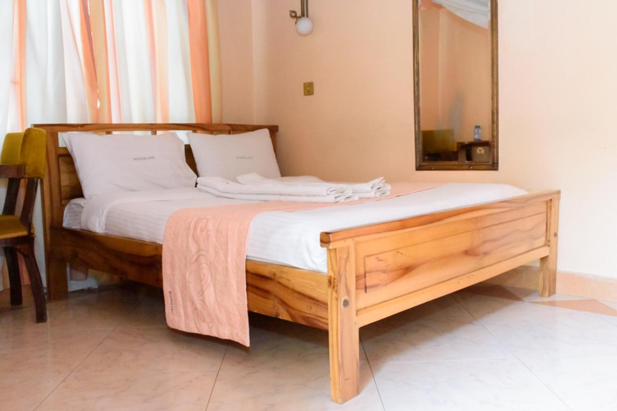 Mooreland Hotel Nairobi Extérieur photo