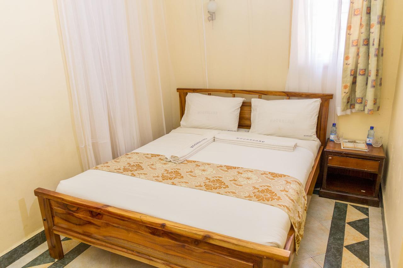 Mooreland Hotel Nairobi Extérieur photo