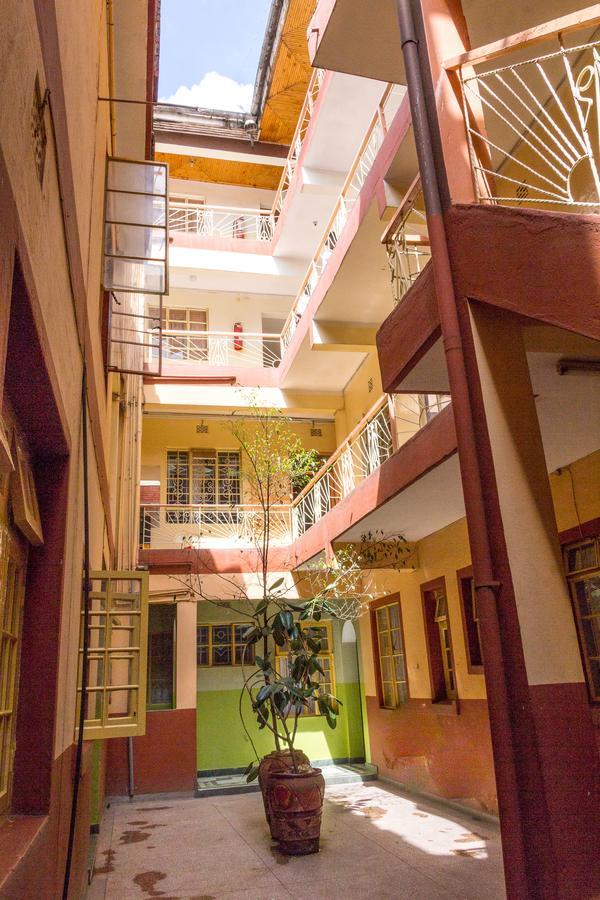 Mooreland Hotel Nairobi Extérieur photo