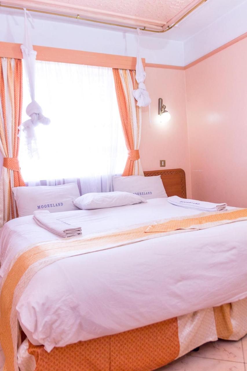 Mooreland Hotel Nairobi Extérieur photo