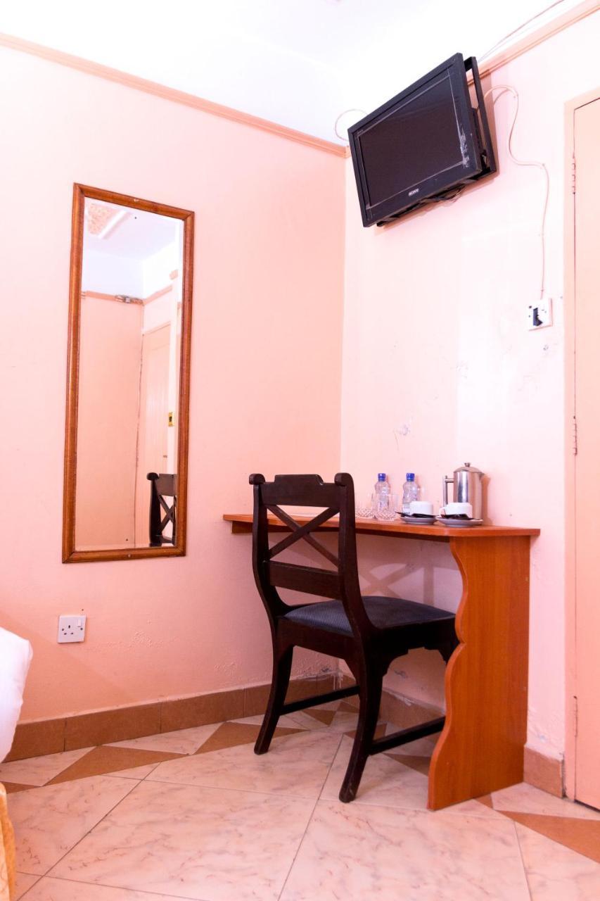 Mooreland Hotel Nairobi Extérieur photo