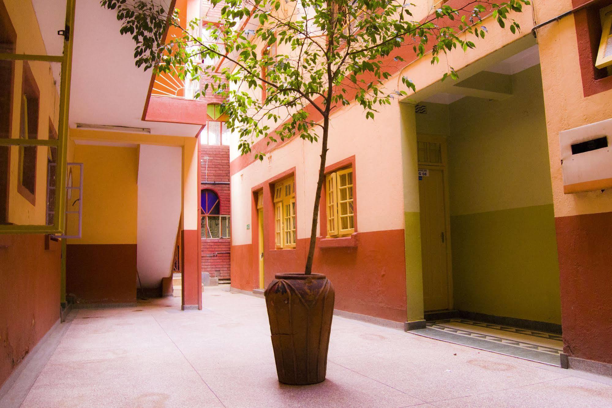 Mooreland Hotel Nairobi Extérieur photo